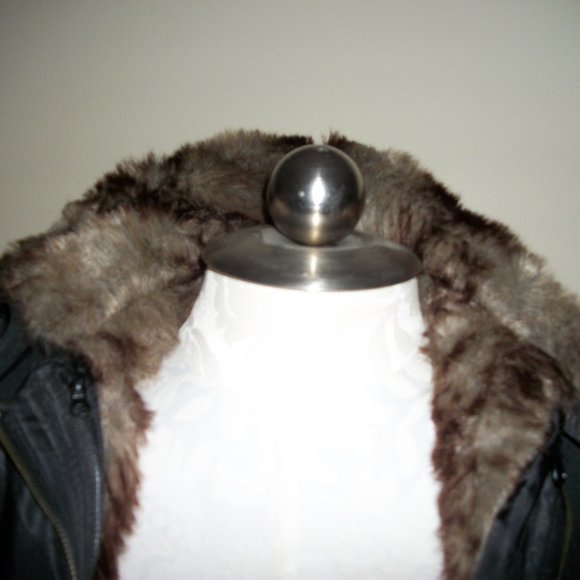 New without tag. x-small. black satiny coat. belt - Picture 2 of 4